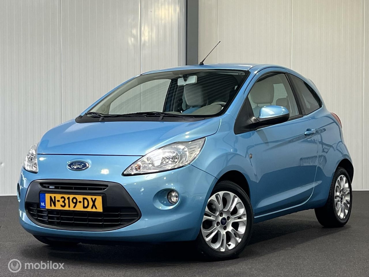Ford Ka - 1.2 Titanium [ historie airco LM velgen ] - AutoWereld.nl