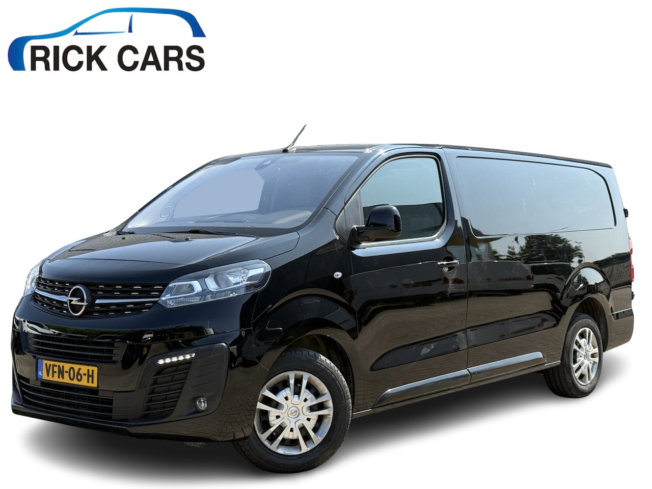 Opel Vivaro - 2.0 CDTI 150PK EURO6 L3H1 Achteruitrijcamera/Trekhaak/navigatie systeem/cruise control - AutoWereld.nl