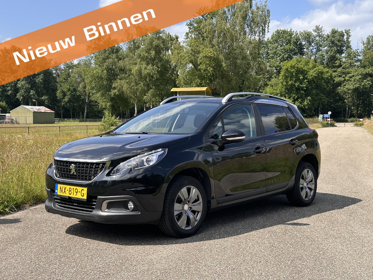 Peugeot 2008 - 1.2 PureTech Blue Lion | Panoramadak | Navi | CarPlay | NAP - AutoWereld.nl