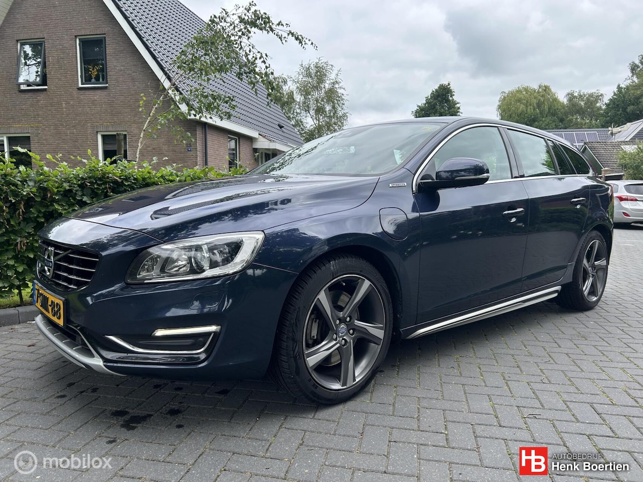 Volvo V60 - 2.4 D6 AWD Plug-In Hybrid Summum 2.4 D6 AWD Plug-In Hybrid Summum - AutoWereld.nl