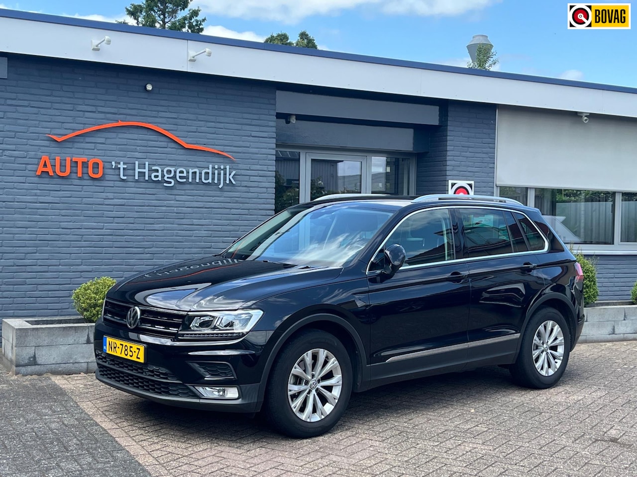 Volkswagen Tiguan - 1.4 TSI trekhaak navi stoelverw NAP NL-auto - AutoWereld.nl