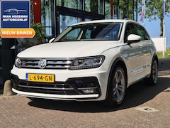 Volkswagen Tiguan - 1.5 TSI Comfortline Business R-Line | Navigatie | Climate Control | Cruise Control | LM Ve