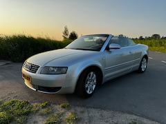 Audi A4 Cabriolet - 2.4 V6 Pro Line PDC/XENON/CRUISE