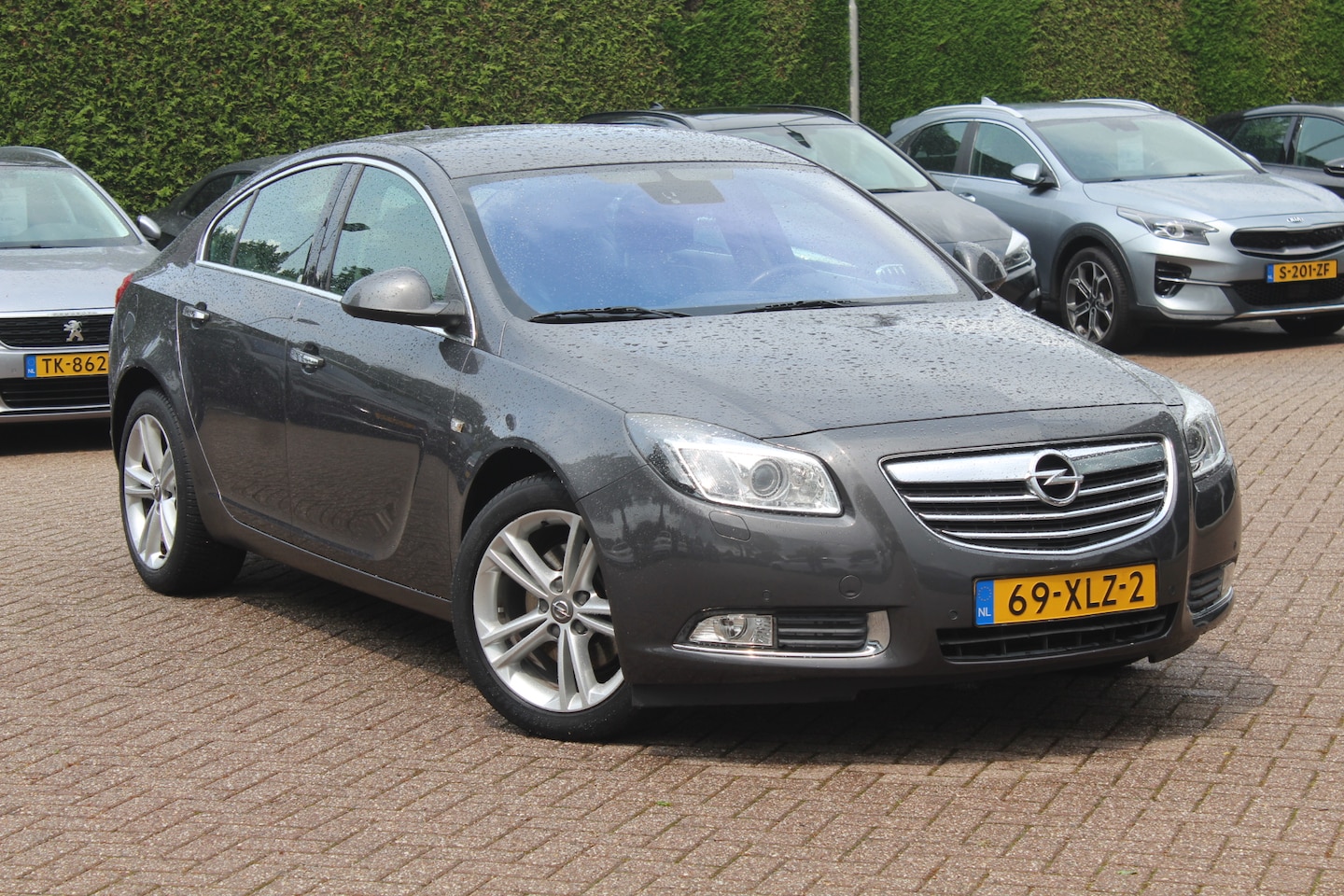 Opel Insignia - 1.6 T Cosmo / NIEUWSTAAT! / Trekhaak / Leder / 19'' / Navigatie / Stoelverwarming / Cruise - AutoWereld.nl