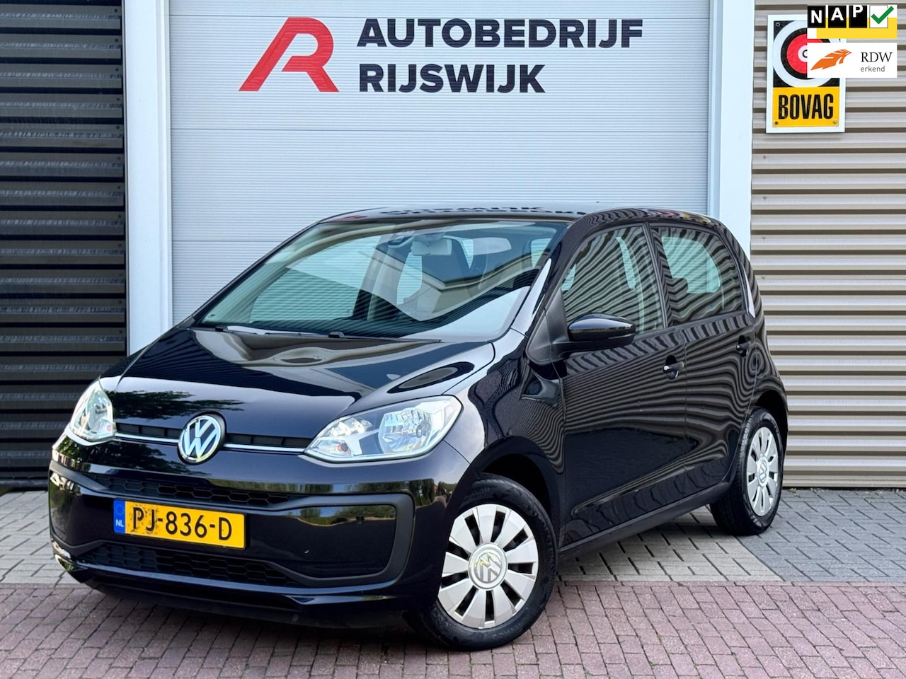 Volkswagen Up! - 1.0 BMT move up! Airco/Bluetooth - AutoWereld.nl