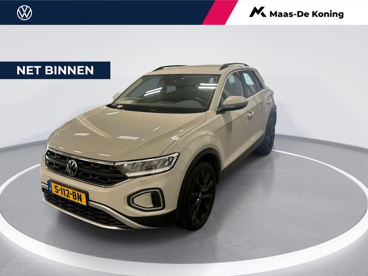 Volkswagen T-Roc - 1.5 Tsi 150pk DSG Life · Apple/Android Car Play · Navi · P-Sensoren · Park Assist · Verkee - AutoWereld.nl