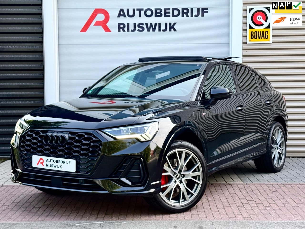 Audi Q3 Sportback - 45 TFSI e S Edition Pano/360/Keyless/Matrix - AutoWereld.nl