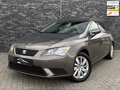 Seat Leon ST - 1.2 TSI Cruise Control|Stoelverwarming|Airco|Elekt Ramen|Trekhaak Is Mogelijk