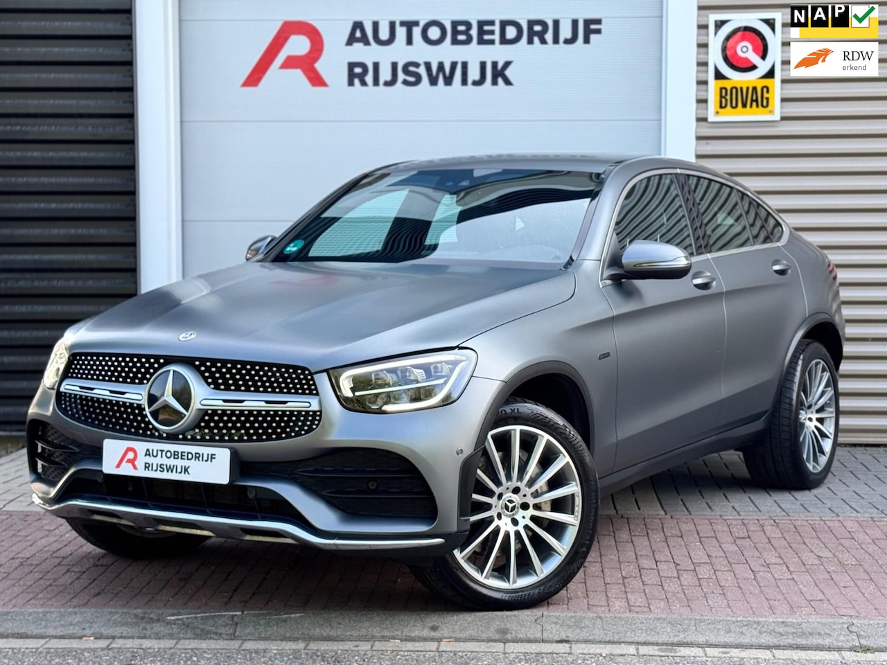 Mercedes-Benz GLC-klasse Coupé - 300e 4MATIC Premium Burmester/Trekhaak/Camera - AutoWereld.nl