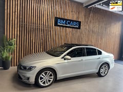 Volkswagen Passat - 1.4 TSI GTE Highline PANODAK, Trekhaak, Alcantara
