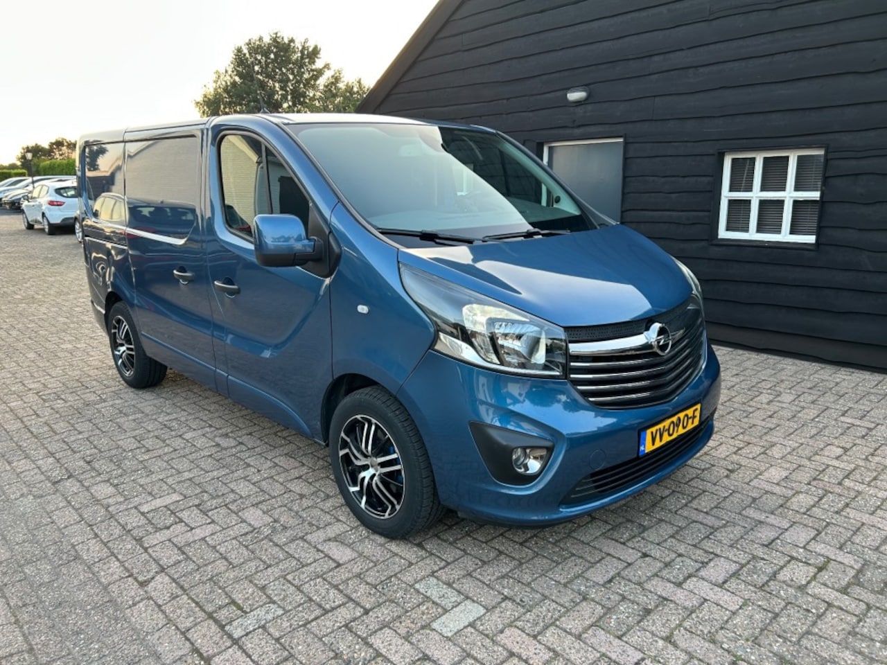 Opel Vivaro - 1.6 CDTI L1H1 DC Edition EcoFlex 1.6 CDTI L1H1 DC Edition EcoFlex - AutoWereld.nl