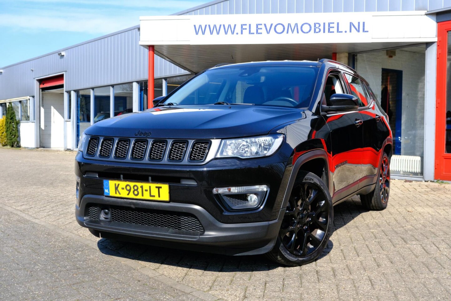 Jeep Compass - 1.3T Night Eagle Liberty Edition Navi|1e Eig|Cam|DAB|Clima|LMV - AutoWereld.nl