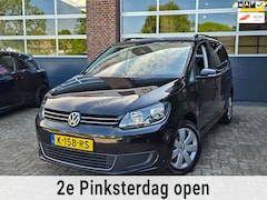 Volkswagen Touran - 1.2 TSI Comfortline BlueMotion 7p. Apk |Navi |Clima
