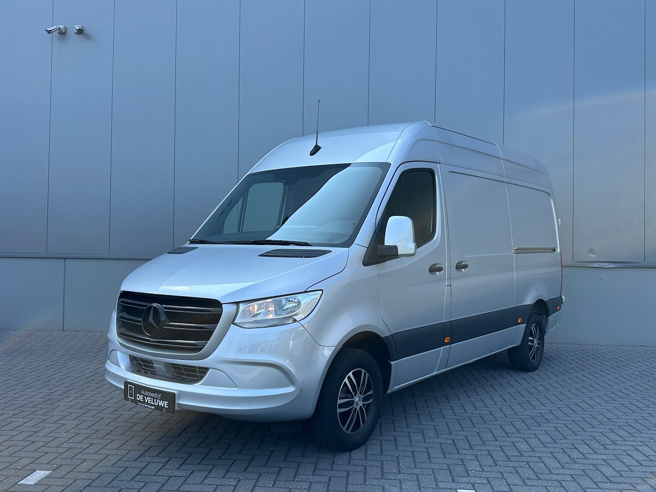 Mercedes-Benz Sprinter - 316 2.2 CDI L2H2 2x Schuifdeur Aut. - AutoWereld.nl