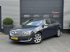 Opel Insignia - 1.6 T Edition | Navigatie | DAB | Trekhaak | Parkeersensoren | Lichtmetalen Velgen |