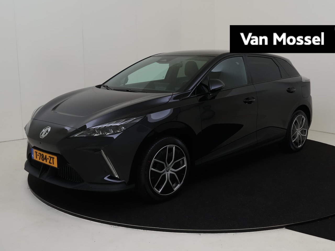 MG MG4 Electric - Trophy Extended Range 77 kWh MG 4 Trophy Extended Range 77 kWh 520 KM WLTP | Warmtepomp | - AutoWereld.nl