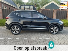 MG ZS - EV Luxury 45 kWh NAVI PANORAMADAK CRUISE CLIMA PDC LMV