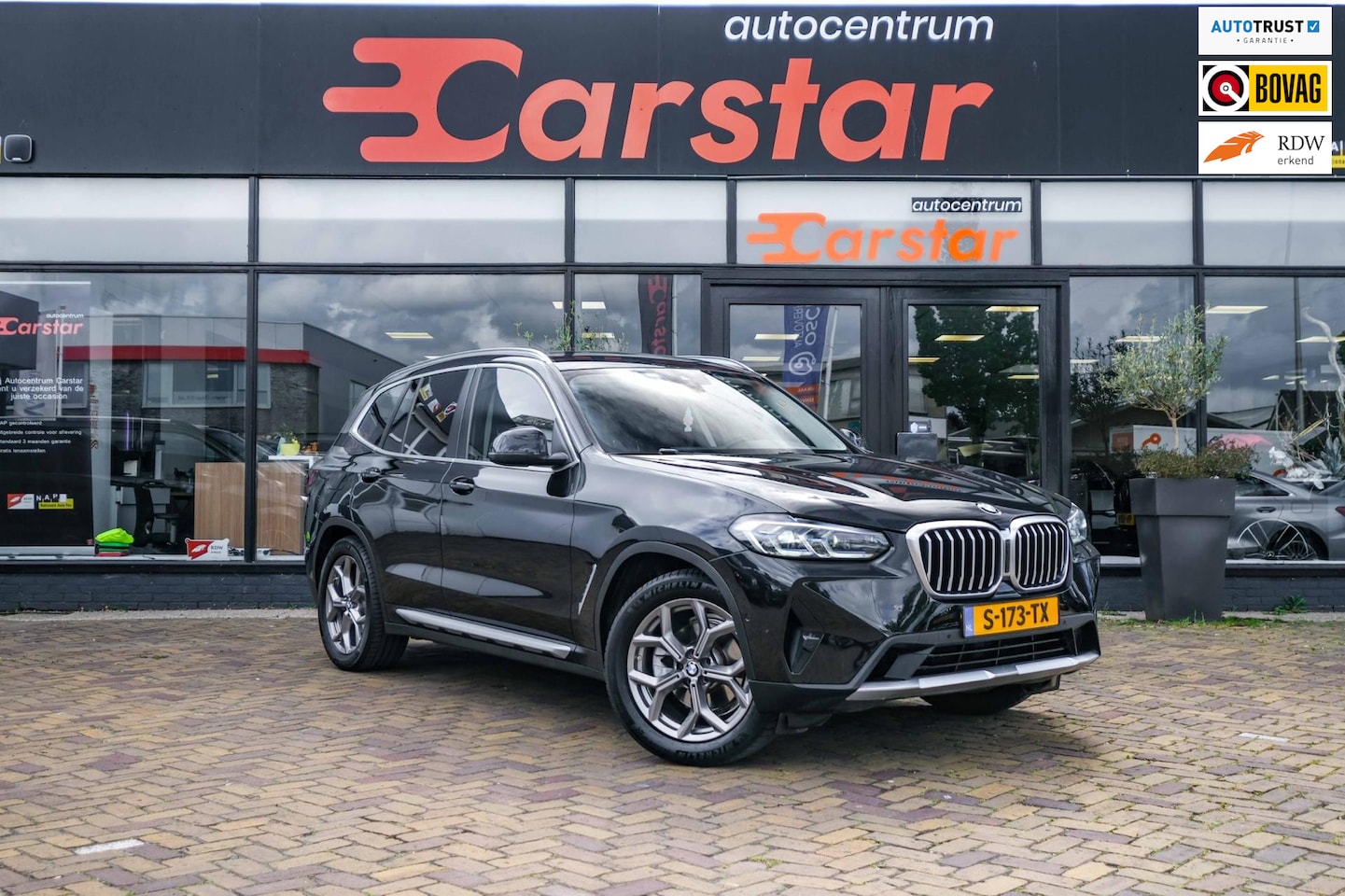 BMW X3 - XDrive20d High Executive|PANO|CAM|LEDER - AutoWereld.nl
