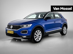 Volkswagen T-Roc - 1.5 TSI Style | 150 PK | Automaat | Climatronic (Automatische Airco) | Ocean Accent Dashbo