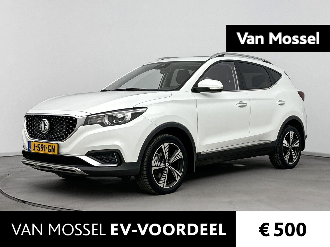 MG ZS - Luxury 45 kWh MG ZS EV Luxury 45 kWh | Leder | Navi | Panoramadak | Camera | Apple CarPlay - AutoWereld.nl