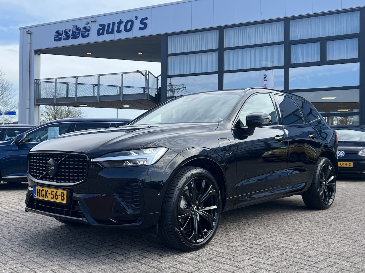 Volvo XC60 - 2.0 T8 Plug-in hybrid 455 pk AWD Ultimate Black Edition Navigatie Panoramadak Full Led 360 - AutoWereld.nl