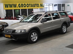 Volvo V70 Cross Country - 2.4 T Comfort Line Automaat Trekhaak, Airco, Cruise control