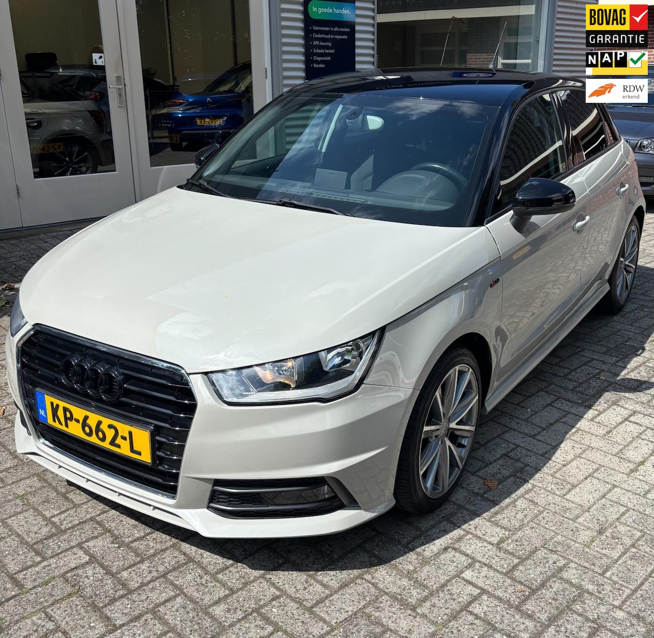 Audi A1 Sportback - 1.0 TFSI S-Line, Cruise, Bluetooth, Navi, Lm + A/S banden - AutoWereld.nl