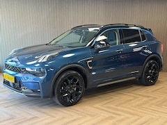 Lynk & Co 01 - 1.5 AUT. PLUG-IN HYBRIDE PANORAMADAK AIRCO CAMERA CRUISE PDC STOELVERWARMING APPLE CARPLAY
