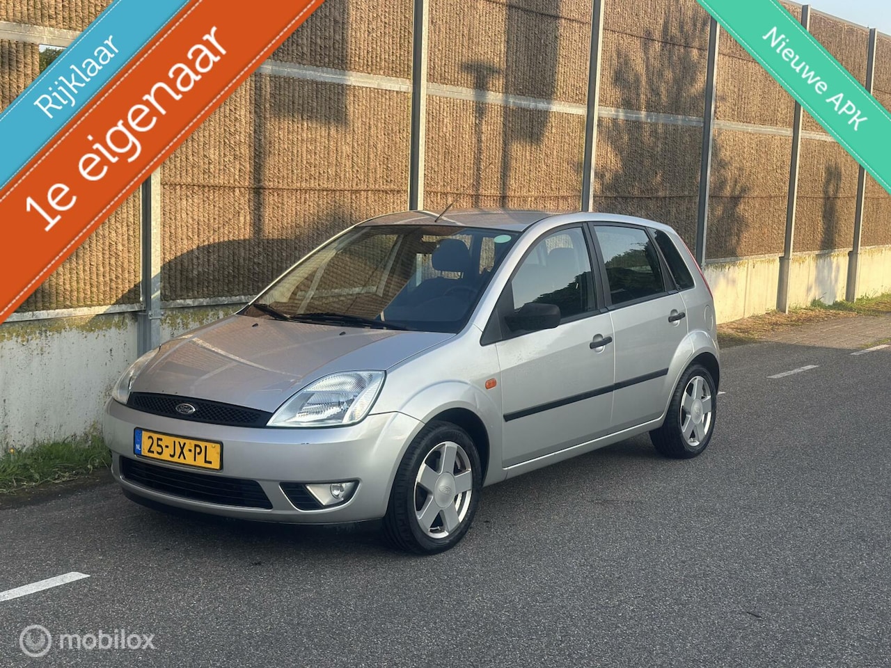 Ford Fiesta - 1.4-16V Ambiente 1STE EIGENAAR/LAGEKM/AIRCO - AutoWereld.nl