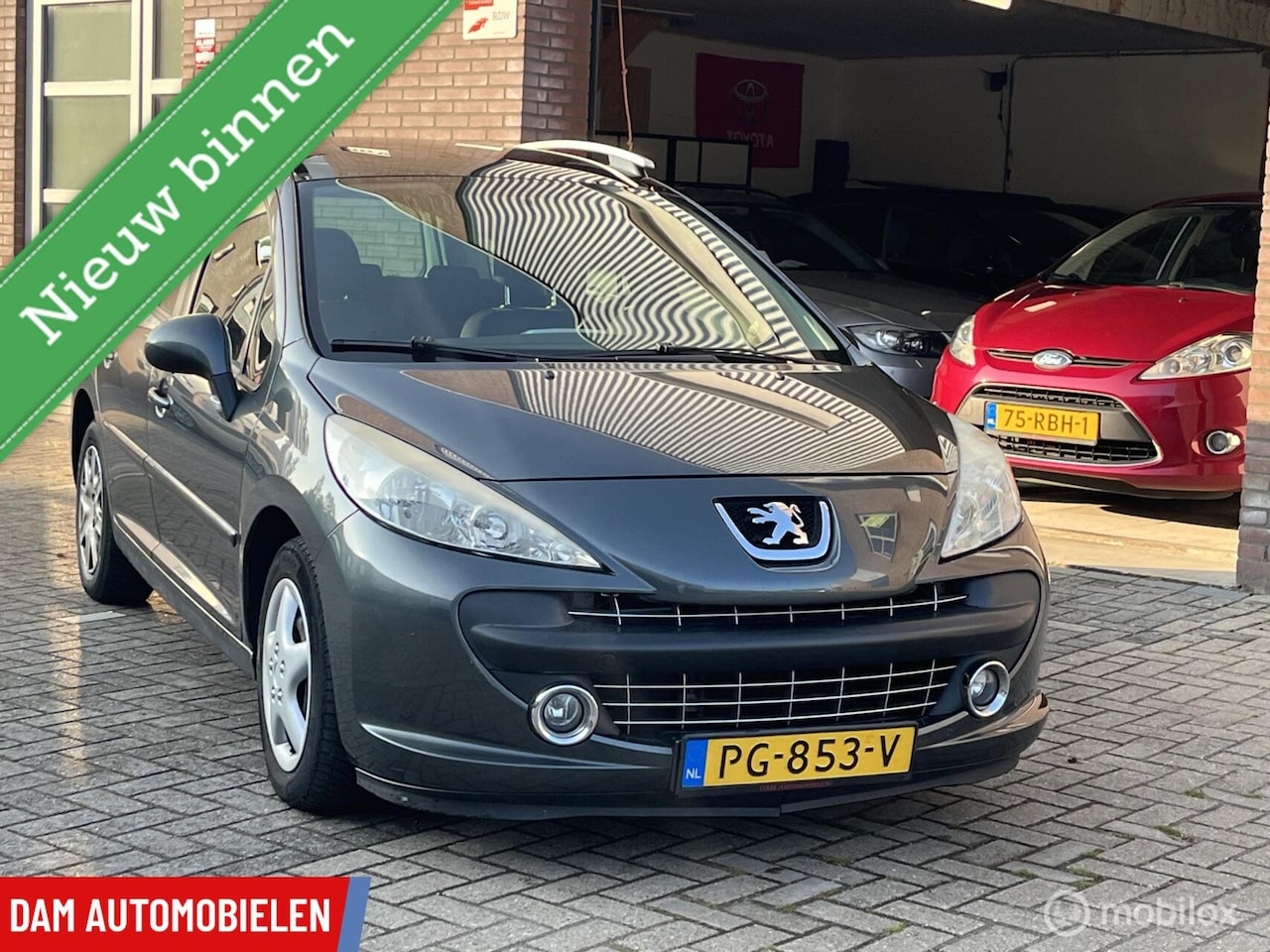 Peugeot 207 SW - 1.6 VTi XS met Panoramadak, Airco, trekhaak! - AutoWereld.nl
