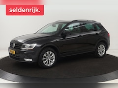 Volkswagen Tiguan - 1.4 TSI Connected Series | Trekhaak | Carplay | Camera | Navigatie | Climate control | Par