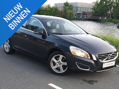 Volvo S60 - 2.0 T5 Momentum