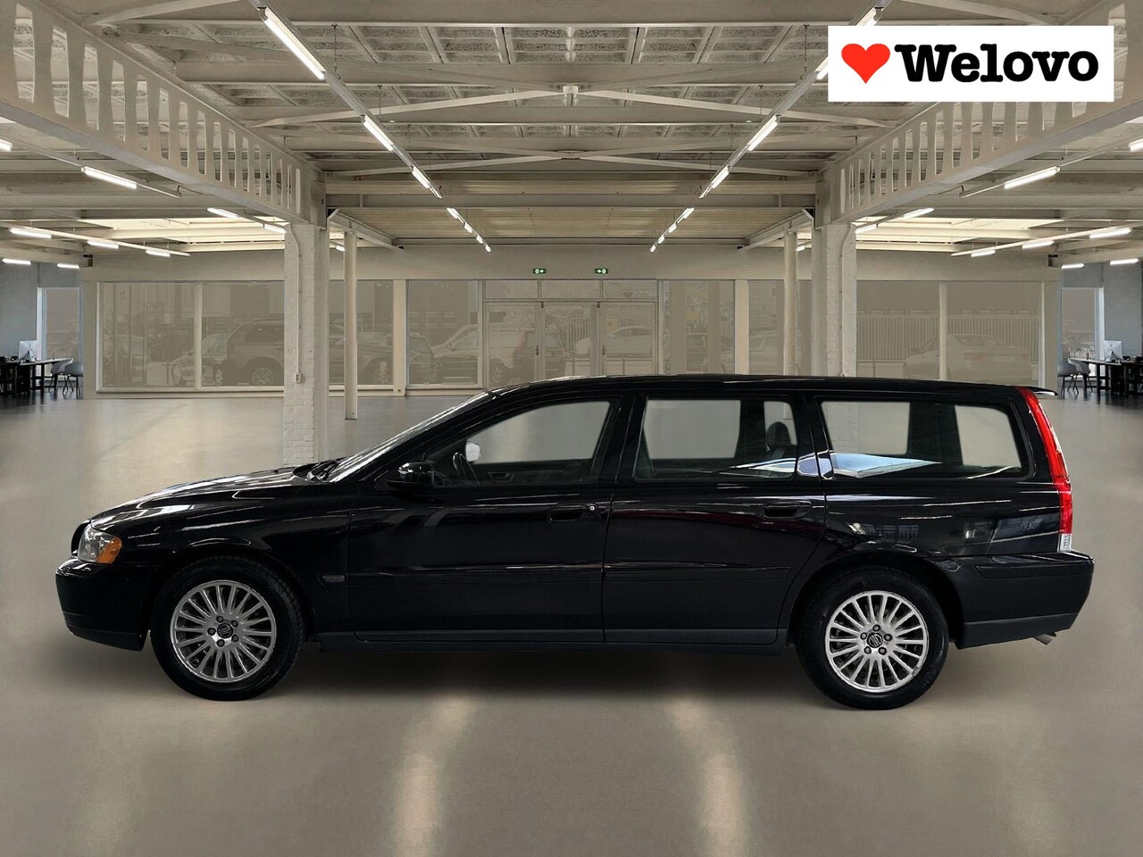 Volvo V70 - 2.4 Edition II Rijklaar+garantie, dealer onderhoud, leder, trekhaak - AutoWereld.nl