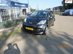 Peugeot 107 - 1.0-12V XS Urban Move
