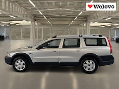 Volvo XC70 - 2.5 T Momentum Incl. BTW, Rijklaar+garantie, boekjes
