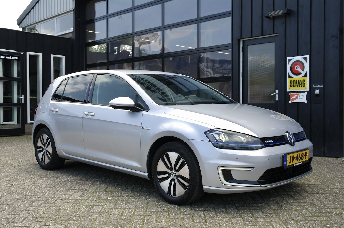 Volkswagen e-Golf - e-Golf | NL-Auto | Carplay | Adap.Cruise - AutoWereld.nl
