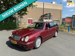 Mercedes-Benz E-klasse Combi - 200 K. Eleg.Select NETTE AUTO RIJDT EN SCHAKELT GOED