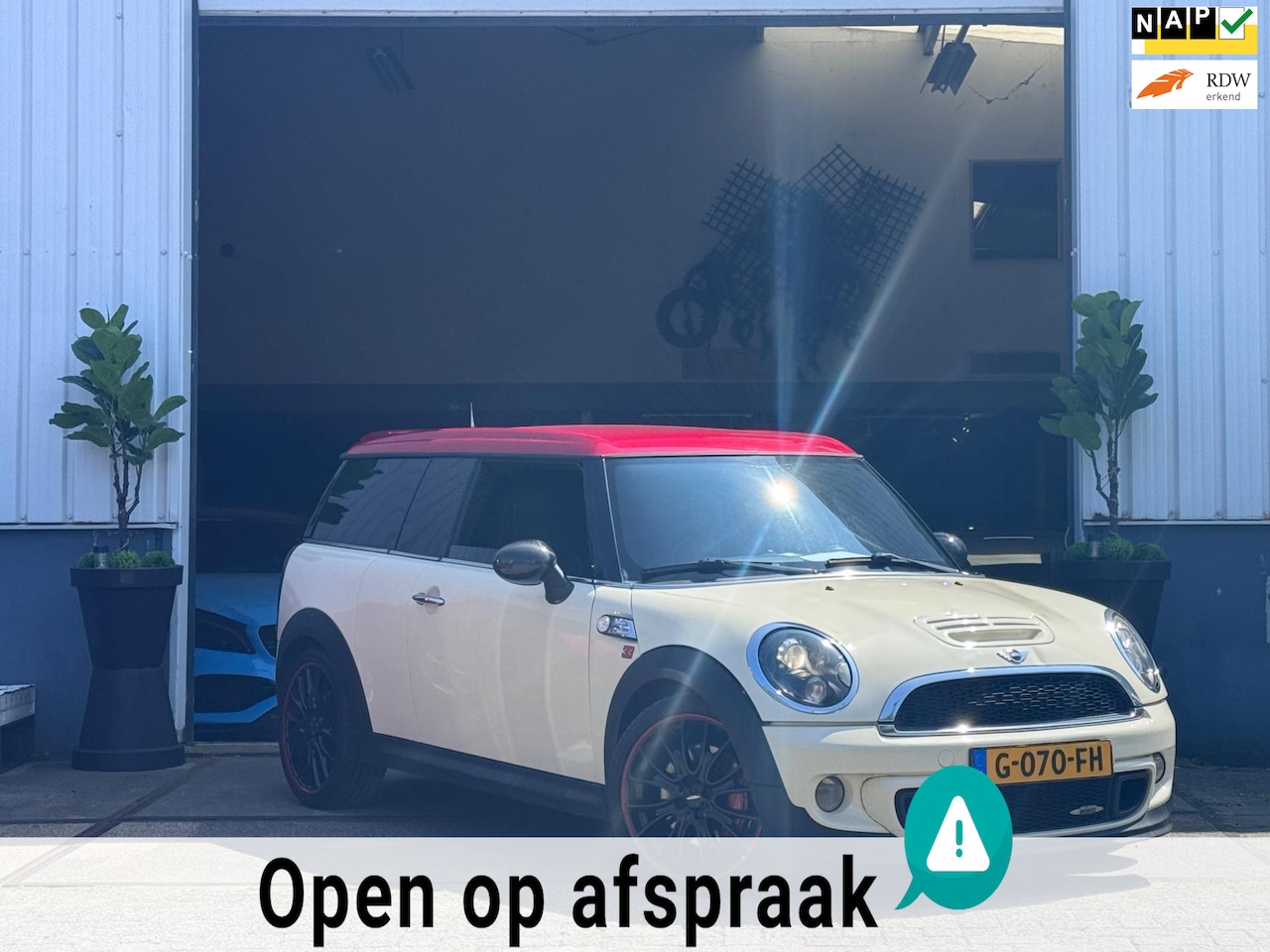 MINI Clubman - Mini 1.6 John Cooper Works//Kuipstoelen//211pk// - AutoWereld.nl
