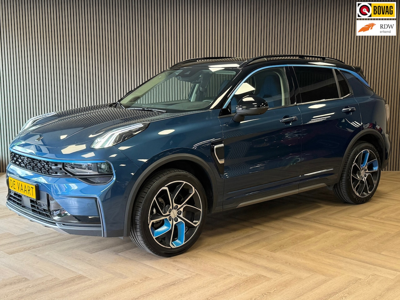 Lynk & Co 01 - 1.5 AUT. PLUG-IN HYBRIDE PANORAMADAK AIRCO CAMERA CRUISE PDC STOELVERWARMING APPLE CARPLAY - AutoWereld.nl