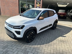 Dacia Spring - Extreme 65 26.8 kWh/ Cruise controle/Parkeer sensoren en camera achter