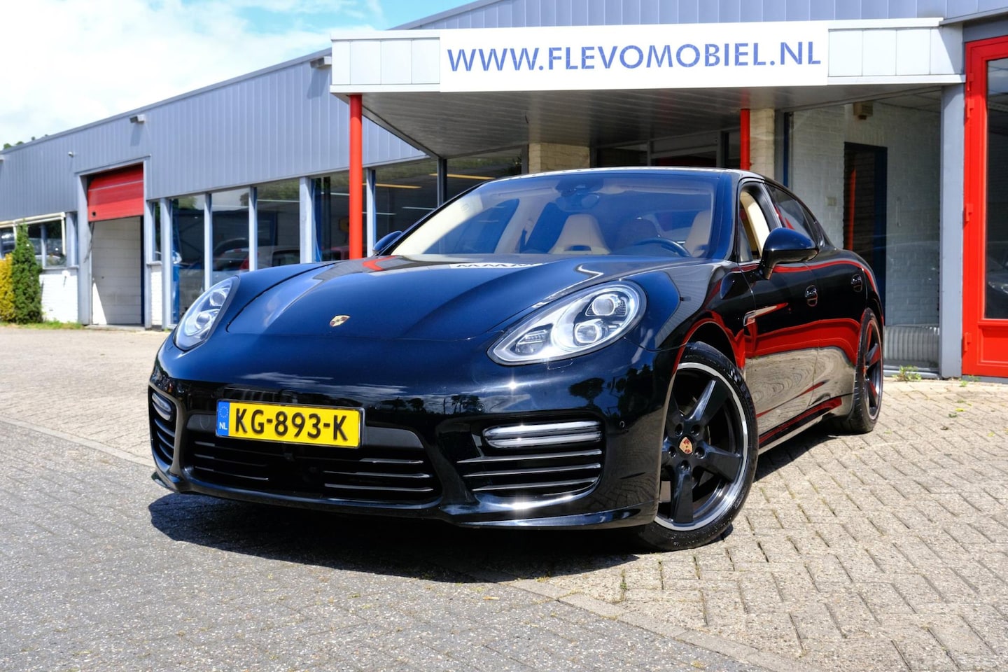 Porsche Panamera - 4.8 GTS AWD 430pk Aut. Sport Chrono|Pano|Xenon|Leder|Cam|LMV - AutoWereld.nl