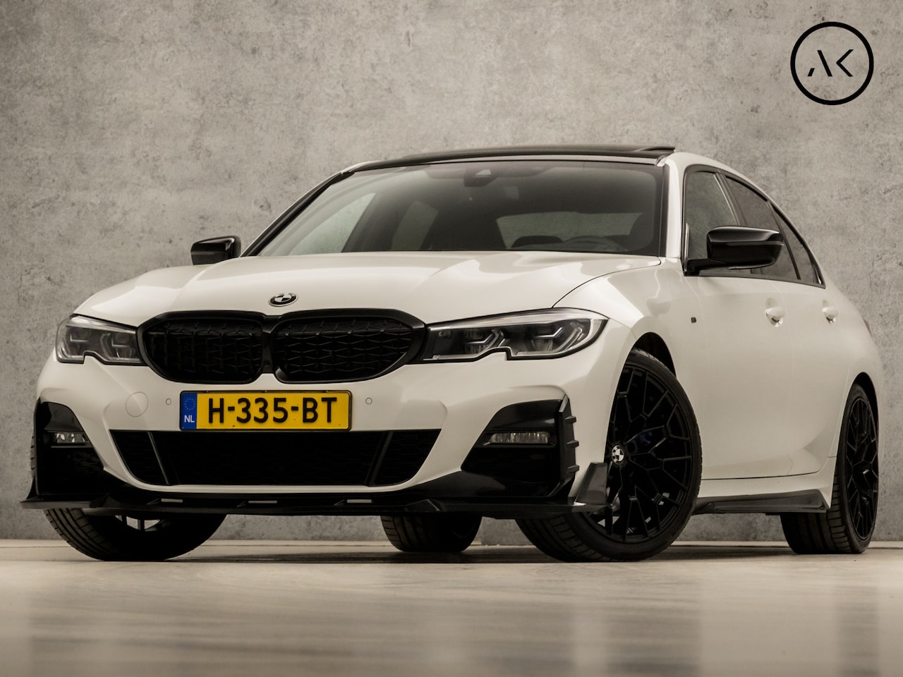 BMW 3-serie - 330i High Executive M Sport 259Pk Automaat (SCHUIFDAK, M PAKKET, HEAD-UP DISPLAY, APPLE CA - AutoWereld.nl