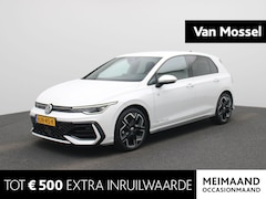 Volkswagen Golf - 1.5 eTSI R-Line Edition | Automaat | Stuur en Stoelverwarming | Parkeercamera | App Connec
