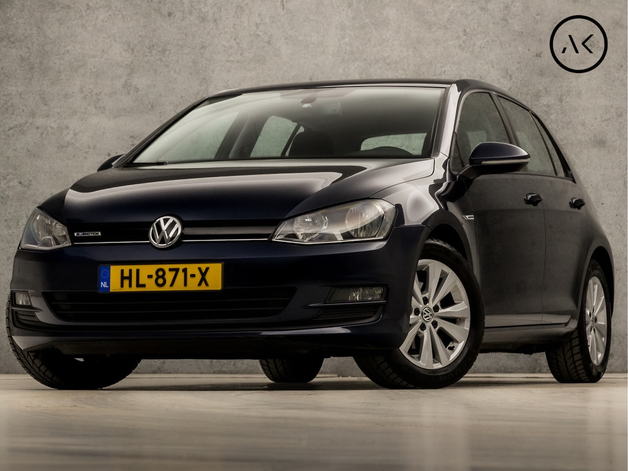 Volkswagen Golf - 1.0 TSI Sportline (NAVIGATIE, CLIMATE, CAMERA, SPORTSTOELEN, LM VELGEN, PARKEERSENSOREN, C - AutoWereld.nl