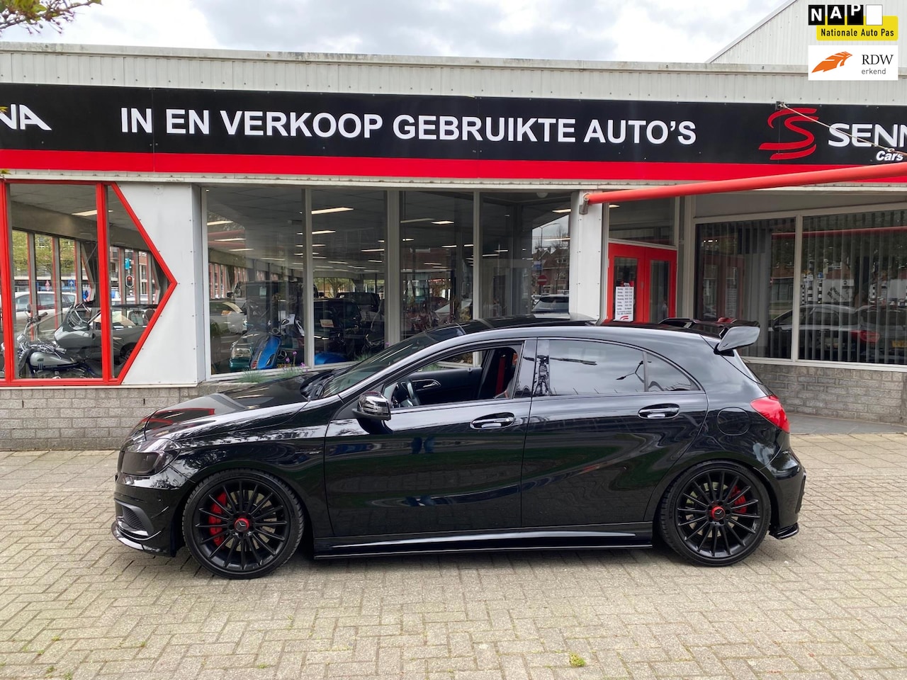 Mercedes-Benz A-klasse - AMG A45 Edition1 - Schaal - Pano - Maxton - AutoWereld.nl
