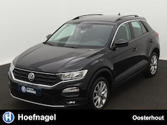 Volkswagen T-Roc - 1.5 TSI Style Automaat | Trekhaak | Parkeersensoren