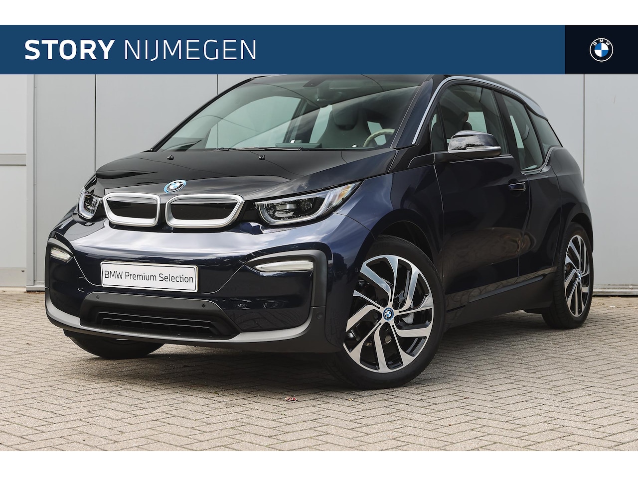 BMW i3 - 120Ah 42 kWh / Achteruitrijcamera / Navigatie Professional / Park Assistant / Stoelverwarm - AutoWereld.nl