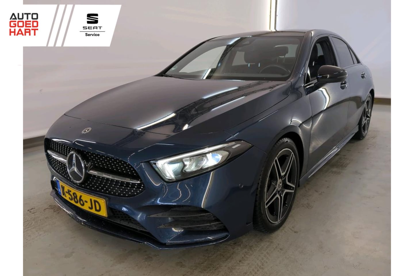 Mercedes-Benz A-klasse - 200 AMG Sfeerverlichting Panoramadak Leer High-Performance Led Widescreen - AutoWereld.nl