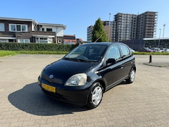 Toyota Yaris - 1.3-16V VVT-i Sol