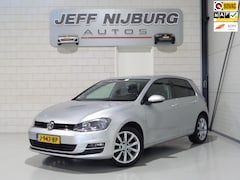 Volkswagen Golf - 1.2 TSI Highline Apple-Carplay Stoelverwarming Parkeersensoren Navigatie Bluetooth Cruise
